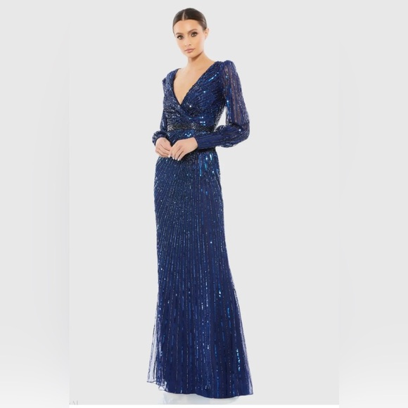 Elegant Blue Sequin Evening Gown - Picture 1 of 14